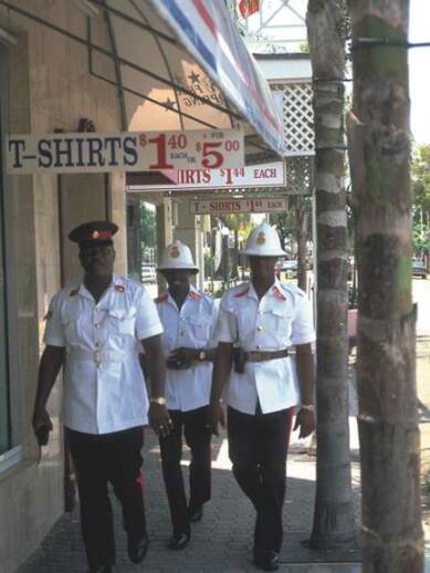 Das Spezialisten-Team des Heagon beim Shopping.