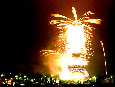 Der Webserver-Tower zerbarst in tausend Teile...